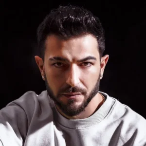 دنیارو گشتم تورو پیدا کردم تو کجا بودی تاحالا